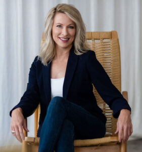 Lisa Hinz Winning the Job Search Lisa Hinz Winning the Job Search